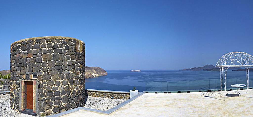 The location: Akrotiri Santorini experience Download the fully interactive ipad application The