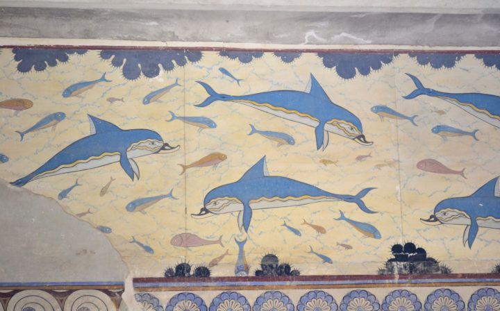 Minoan Frescoes Show Palace Life The walls of the palace at Knossos were covered with colorful frescoes, and provide evidence of Minoan life Some frescoes show young nobles, both men