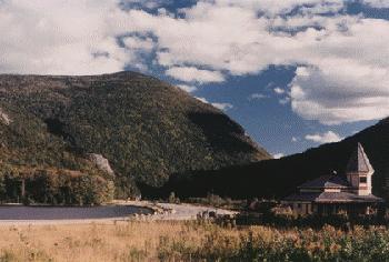 Guide to Crawford Notch State Park On US Route 302 Harts Location, NH (12 miles NW of Bartlett) This 5,775 acre park provides access to numerous hiking trails, waterfalls, fishing, wildlife viewing,