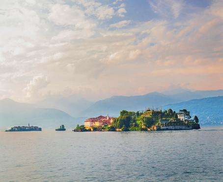 With the pickup in the lobby of your hotel, your day will start. You will reach the city of Stresa, our first stop, after a 1.5 hours drive.