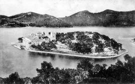 stolje}a (iz zbirka Trpimira Macana) Former Benedictine Monastery of Virgin mary on the Islet on a lake, Island of Mljet, a view from the South, picture postcard, early 20th century (from Trpimir