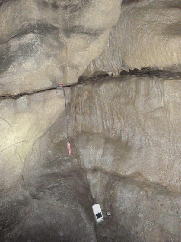 4.2 Mikroklima speleoloških objekata Istre 1. Temperatura zraka u speleološkim objektima otprilike je jednaka vrijednosti srednje godišnje temperature na istraživanom području.