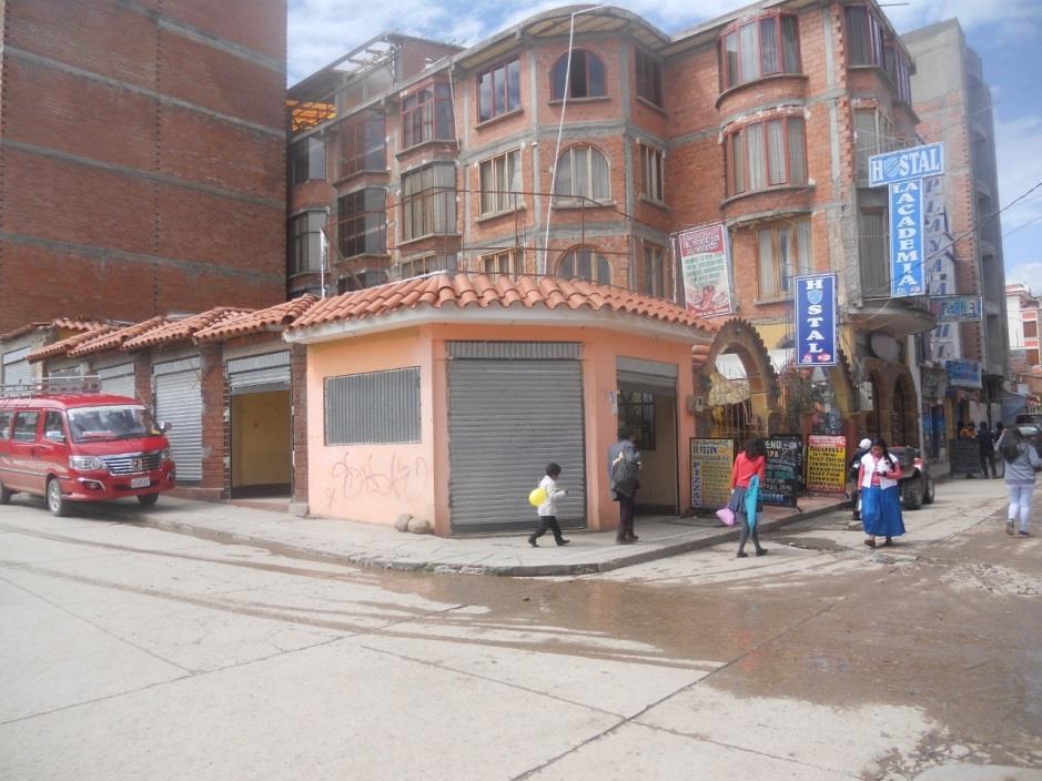 Finding the new site was part of our adventure. In April, we targeted a different space, a very small storefront facing Plaza Sucre, where buses arrive from and depart to La Paz and Puno, Peru.
