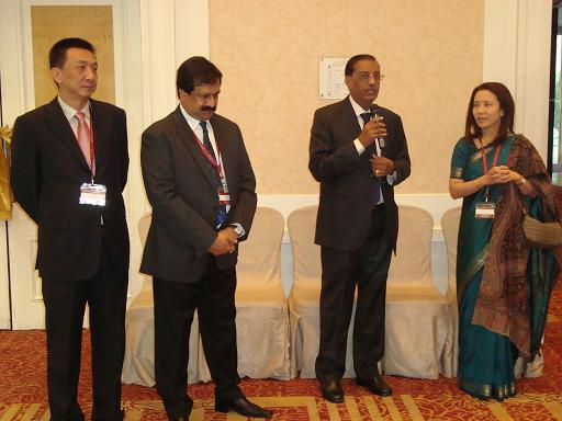 Abhishek Shukla, Second Secretary Trade & Commerce (Embassy of India in Beijing). Mr. Lin Qiang, President Shanghai Diamond Exchange (SDE) & Ms.