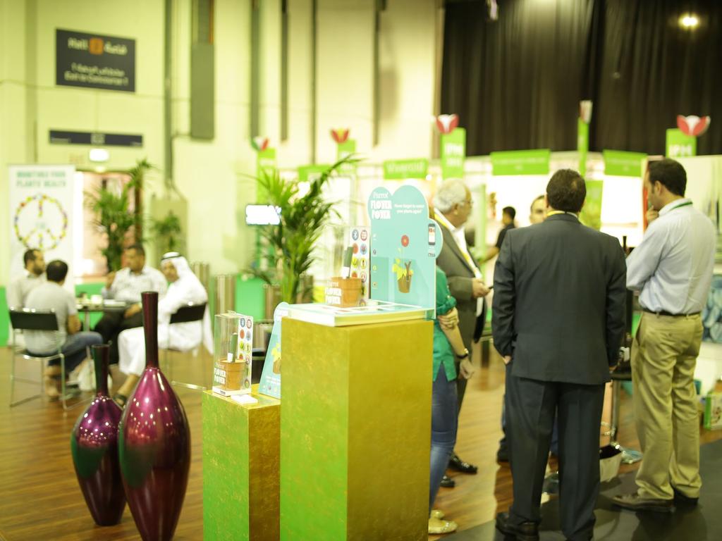 Exhibitor Space Booking SET YOUR AGENDA FOR THE SHOW EXHIBITION FEES DATE : 9th 11th November, 2014 ( Sun - Tue ) Space rental (min.