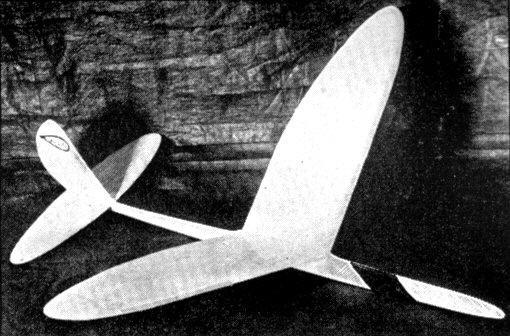A carefully designed glider that flew for 18 min. The sweepback and dihedral increase reliability.