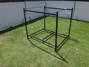 Optional Packing Metallic Cages To facilitate loading of Family Tents into pallets, size 120 x 80 x 15 cm, an optional package is required / accepted where poles are divided into pieces in order to