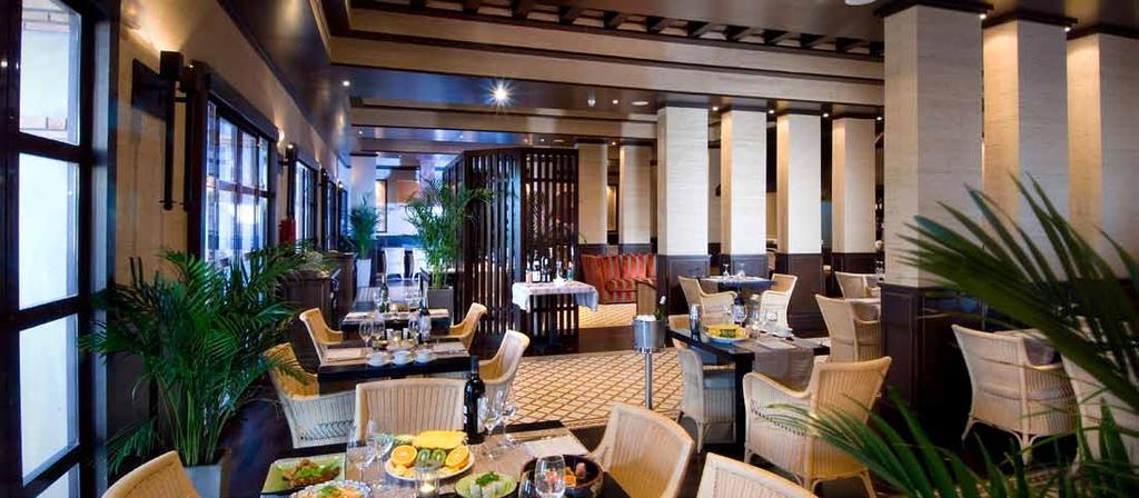 GASTRONOMY Meliá Villaitana boasts a wide selection of restaurants and bars, as well as a discothèque and 24-hour room service. - BUFFET CASA VERDE - RESTAURANT LOS NARANJOS - Rest.
