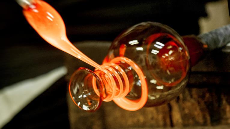 TOUR MAGIC ART OF GLASSBLOWING (30m) ** FREE SALE ** This tour will introduce you to the secrets of the Murano Art of glassblowing renowned for centuries all over the world.