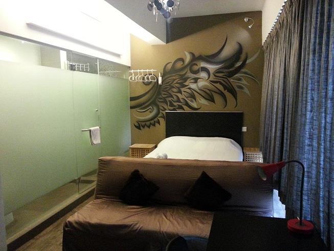 3. Family room Rate Amenities : 33 / RM167 per