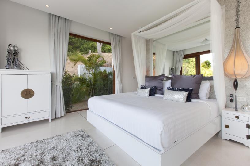 Room Villa Kya accords one of those rare once-in-a-lifetime experiences: a dreamy island setting, gorgeous sea vistas and glamorous interiors with beautiful bedroom sanctuaries.