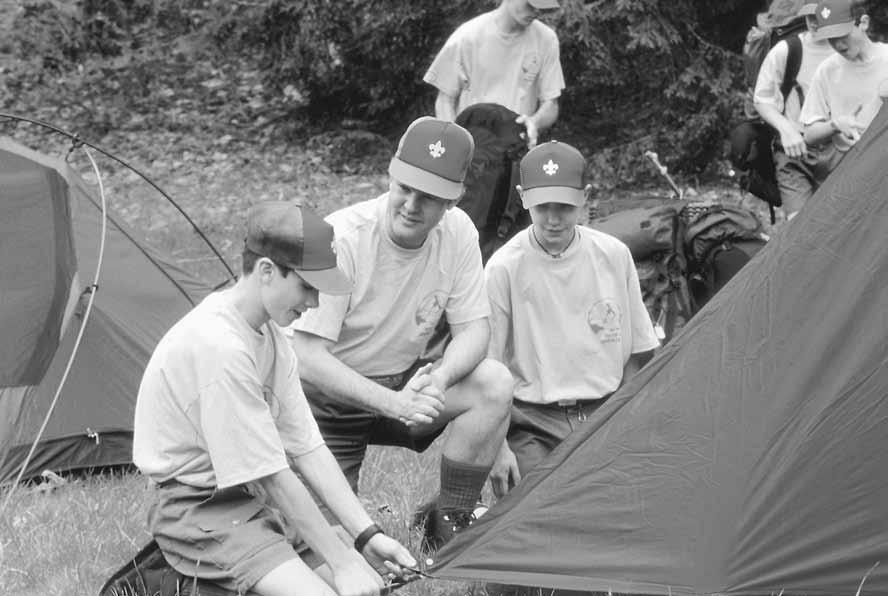 B O Y S C O U T S O F A M E R I C A C a m p s i t e S E L E C T I O N Skills Session: Campsite Selection Time Frame 1 hour, 15 minutes Materials Campsites area where a campsite can be set up Tents,