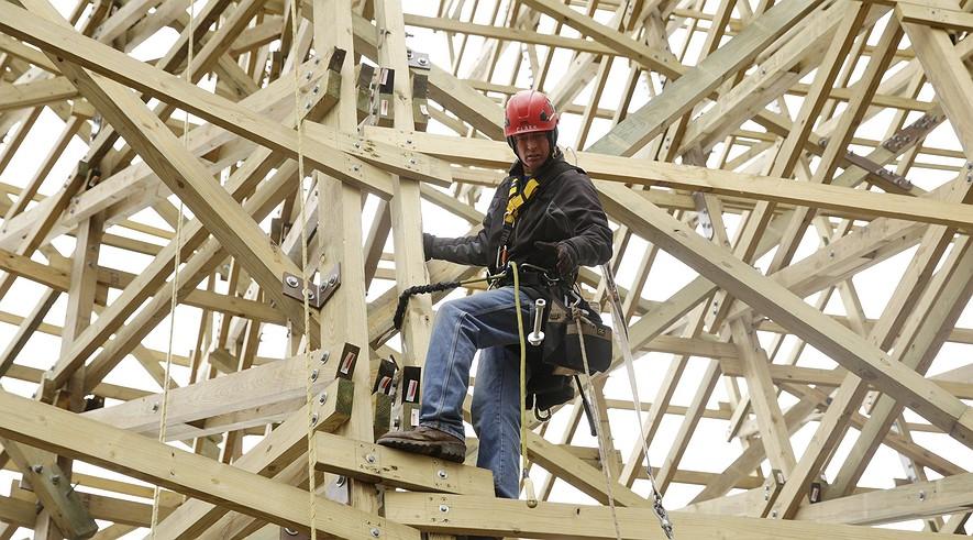 Who will challenge Goliath? New giant wooden roller coaster awaits riders By Chicago Tribune, adapted by Newsela staff on 05.14.