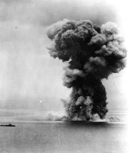 Naval Personnel Losses in WW2 Naval Actions Naval Action USN KIA IJN KIA Leyte Gulf 4,336 7,475 Okinawa 4,022 4,037 Pearl Harbor 1,862 64 Java Sea / Sunda Strait 1,805 46 Guadalcanal Nov 42 1,004