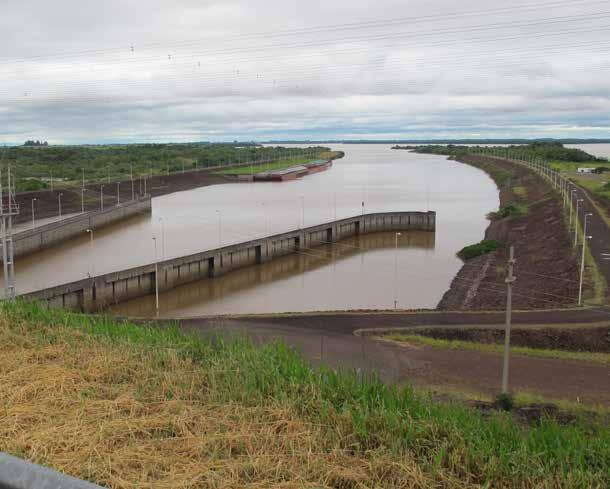 4.11.4 Influence of Climate Variability and Change 4.11.5 Legal and Institutional Considerations Recalling the period of very low flows in the upper basin of the Paraguay River between 1960 and 1973