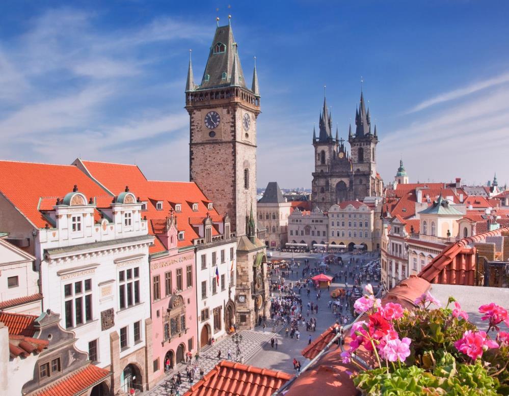 East Lyme Senior Center presents Imperial Cities featuring Prague, Vienna & Budapest October 15 25, 2018 Book Now & Save