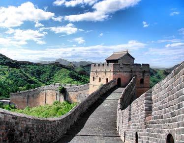 YOUR TOUR DOSSIER TRIP OVERVIEW This culturally rich tour combines the iconic highlights of China and introduces you to a deeper insight of this fascinating country.
