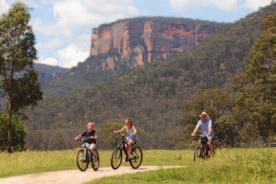 Spectacular views abound, as the resort rests within a 4000-acre private reserve bordering the Greater Blue Mountains World Heritage region and nestled between two national parks.