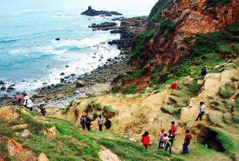 Fishing village Nhon Ly 22 km from Seagull Hotel Nhon Ly village is impressive with imposing natural scenery, infinitive sea, pine forests, and sand dunes.