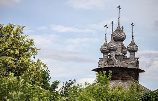 DAY 6 Suzdal Today enjoy the provincial life in Suzdal. More than any other city in the Golden Ring, Suzdal will show you a pastoral view of provincial life.