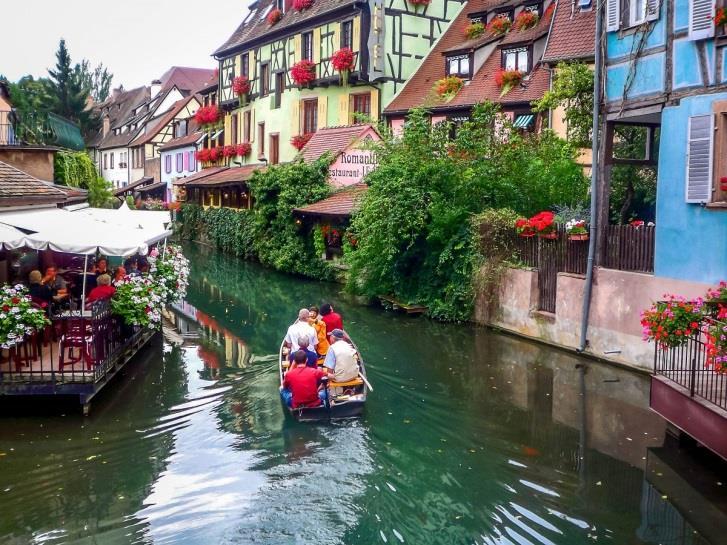 One result of such a recent tumultuous national history is that Colmar cuisine is heavily influenced by both French and German culinary traditions.