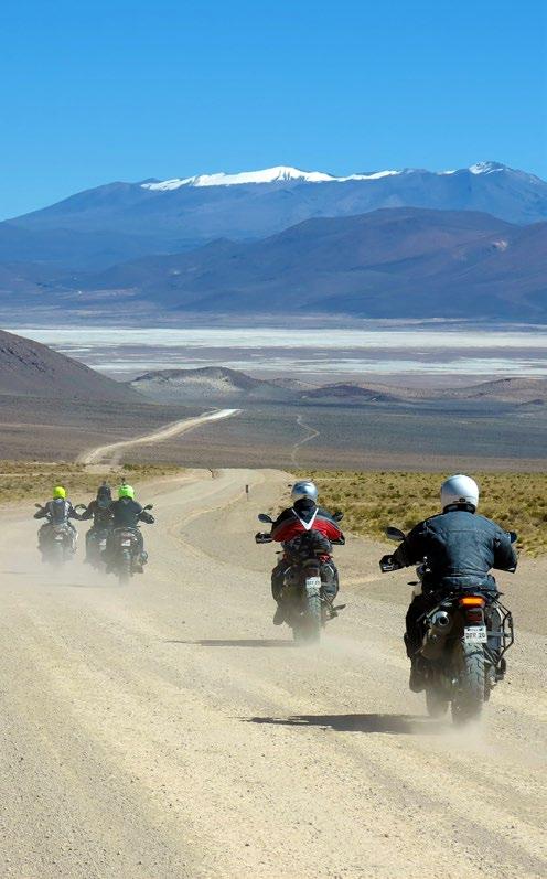 3thirteen from to km UYUNI S.P. ATACAMA 550 On this day the group will tackle 250 km of hard-packed unpaved road that links Uyuni to the border with Chile.