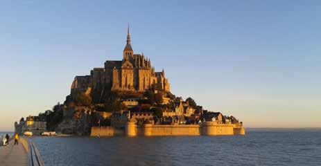 Regional France Bordeaux Why we love it Bordeaux is the source of endless delight for visitors with an air of elegance and a rich diversity of culture.