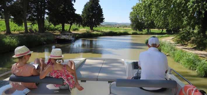 INDEPENDENT Cruising Self-Drive Canal Boats SELF-DRIVE Cruising Self-drive canal boating is the ideal way to discover the charm and mystery of hidden France.