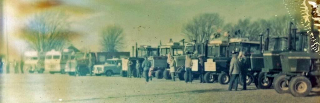 Mary Ellen Schinstock December 13, 1978 a total of 12 vehicles left Lewis to join the tractorcade to Topeka.