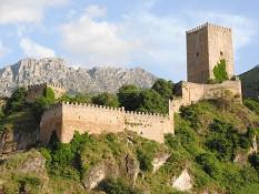 Cazorlatour The GPS Cazorlatour introduce you to the many natural parks and mountains to the southeast of Andalusia.