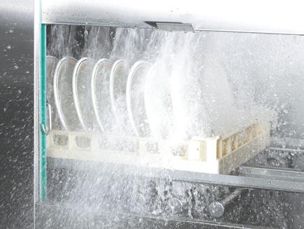 LAVADO AUTOMÁTICO Automatic dishwashing ICE 20 CLOR 20 l / Ref. 0559923 ESPECIALES / Specials ICE 45 C.R. 5 l / Ref. 0662917-20 l / Ref.