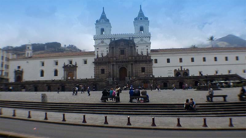 LTE-QTP001 BASIC QUITO A (3 Days, Your choice of days.) TOUR PROGRAMS FROM QUITO We offer roundtrip transfers, a city tour and two nights hotel stay at the hotel of your choice.