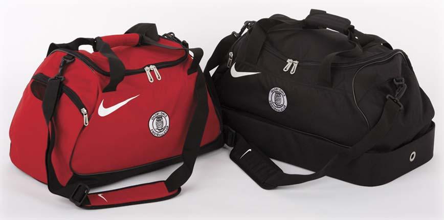 QUADRA Boot Bag Webbing carry handle with wipe clean interior. Embroidered Club badge. Code QD76 Size 35 x 18 x 16cms Price 8.