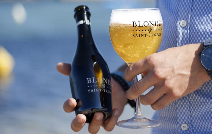 The delicate aromas are created from the blend of three exceptional hop varieties.