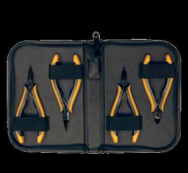 2251 Case with zip fastener, without tools, Outside dimensions: 190 x 135 x 35 mm (when closed) Carat Outside dimensions: 190 x 135 x 35 mm (closed) Accent Outside dimensions: 190 x 135 x 35 mm