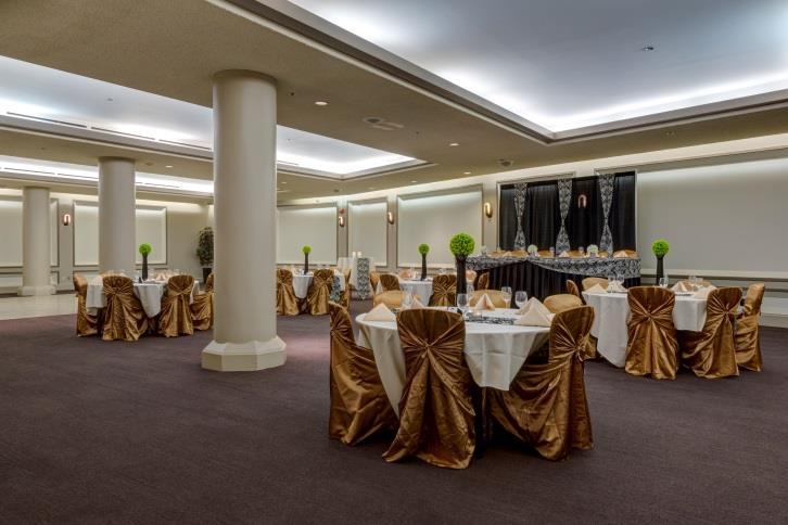 BANQUET ROOM When looking for a large space that combines versatility and ambiance, you ll want to book our Banquet Room.
