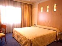 The hotel offers modern rooms 108, 7 Junior Suite, non smoking floor, garage and a large rooms to celebrate any event.