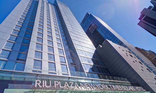 OPENED ON MAR 25, 2016 RIU PLAZA NEW YORK TIMES SQUARE USA NEW YORK Opened Spring 2016 Situated in Manhattan in the renowned Restaurant Row surrounded by Broadway s most famous theatres A few steps