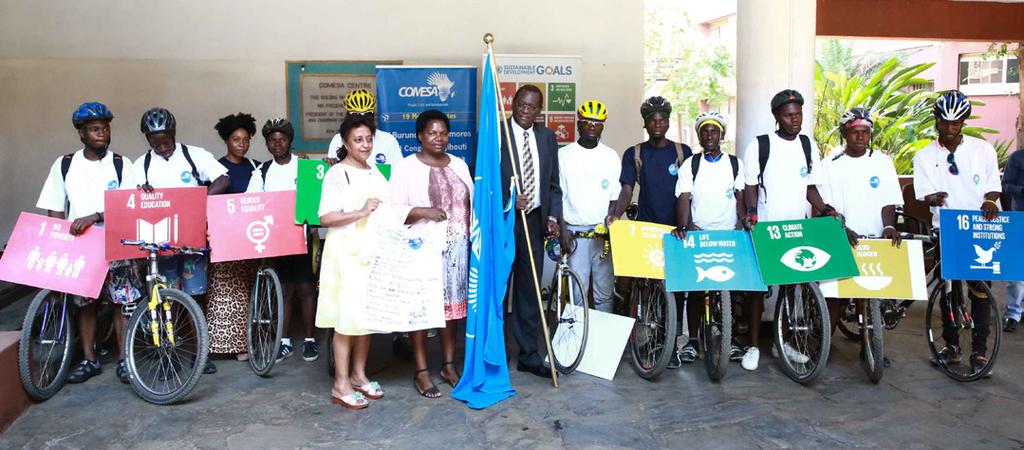 2 Cycling for SDGs: COMESA Lends a Hand Seventeen cyclists were, on Wednesday, November 8, 2017, flagged off from the COMESA Secretariat in Lusaka, Zambia on a 500 KM road trip to Livingstone.