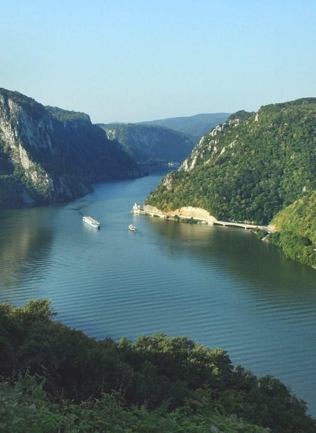 DANUBE RIVER CRUISE On Avalon Passion from Bucharest to Budapest August 4, 2018-18 Days Fares per Person: based on double/twin $9,795 twin, $10,520 single Category E Cabin $10,065 twin, $10,790