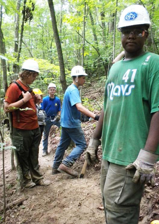 volunteer hours, valued at $1.6 million). Directions to the Arrowhead Trails Trailhead Parking 38.04149 N, 81.06793 W From US 19, follow WV 16 south through Fayetteville.