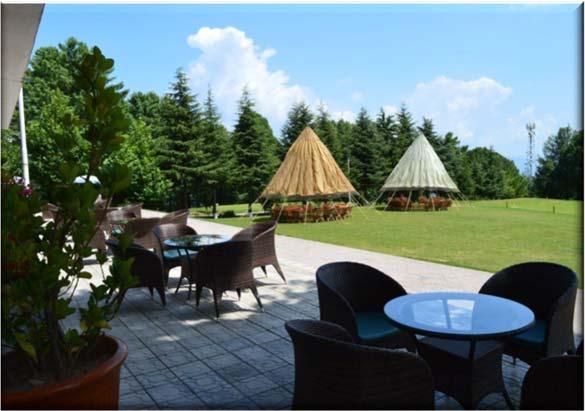 Chinar Golf Club: Eats & Retreats in a modern and yet natural environment in Murree Hills in Chinar Family Resort, also offers the
