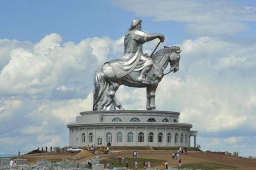 MONGOLIA From Genghis Khan to the Gobi Desert! July 4-18, 2014 Dear Travelers: We invite you to join us as we explore Mongolia, Land of the Blue Sky!
