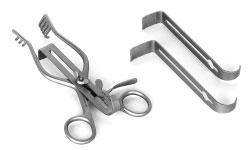 351679 Henly Retractor with straight arms, side blades slide onto arms, complete with blades 351680 Henly Retractor with arms spread outward, complete with blades Both are complete with: 1 frame, 3