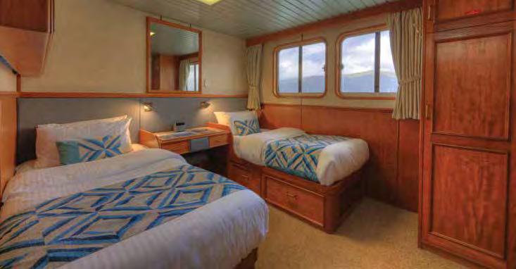 Picture windows Twin or double beds (fixed) STATEROOM 14sqm Picture