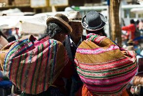 Marketplace Visit (only Saturdays and Sundays) The people of the Peruvian Altiplano are faithful to many historic traditions, among them, bartering or trading as a main form of payment and commerce.