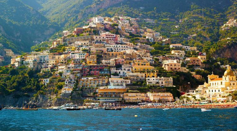 Full Day AMALFI DRIVE Tour (8 h) **FREE SALE** The "Amalfi Drive" is said to be the most spectacular in Europe and from Sorrento, the winding cliff top road offers breathtaking panoramic views at