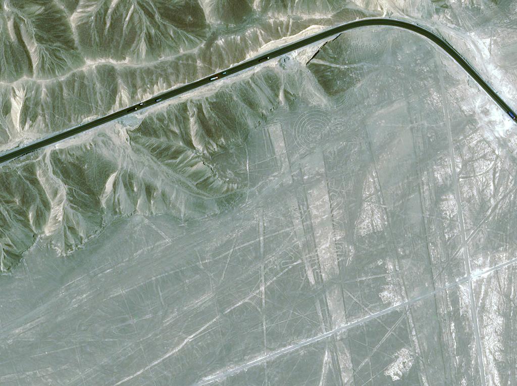 PERU. The lines and geoglyphs, sometime several kilometres