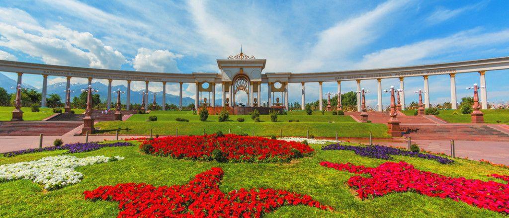 population of 1,703,481 people Almaty is considered a World City with a "Beta -"