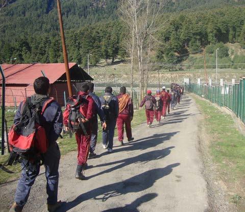 As the location of the training Camp Pahalgam is at approx 7500 ft, initial period was utilized to achieve Physical fitness and mental robustness. Acclimatization marches of 1.